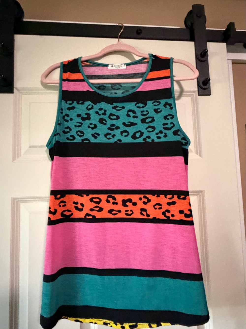 Woman’s Colorblock Tank Top with Leopard Stripe - Teal & Pink